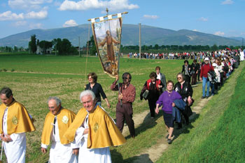 Foto Mario Scaloni - La processione verso Piandarca